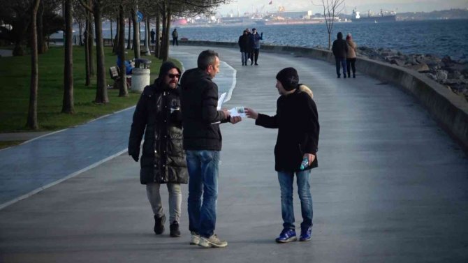 Pendik’te Talihsiz Vatandaşın Hem Aracı Yandı, Hem Köpeği Kaçtı