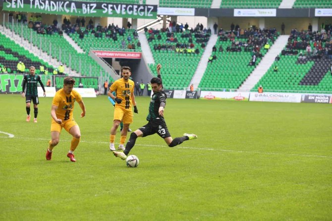 Tff 2. Lig: Sakaryaspor: 2 - Bayburtspor: 0