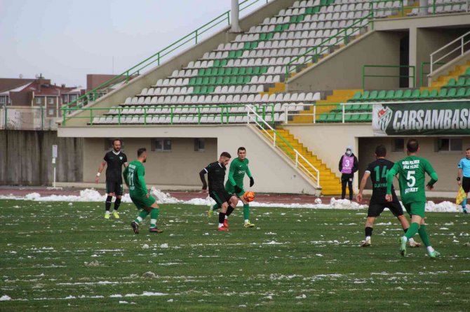 Tff 3. Lig 2. Grup: Çarşambaspor: 1 - Şile Yıldızspor : 1