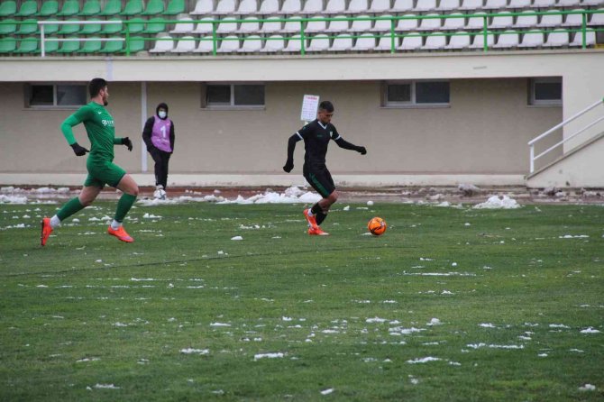 Tff 3. Lig 2. Grup: Çarşambaspor: 1 - Şile Yıldızspor : 1