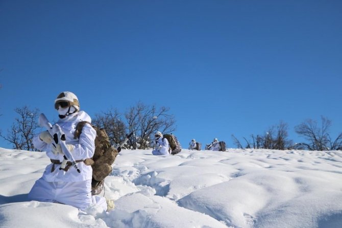 Tunceli’de 5 Sığınak İmha Edildi