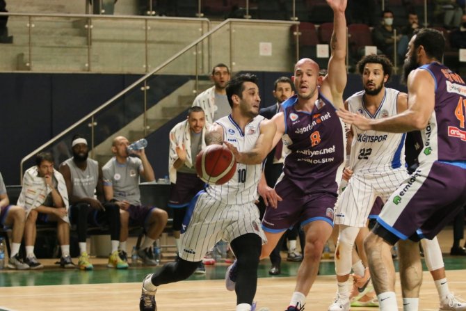 Tbl: Kocaeli Bşb Kağıtspor: 59 - Sigortam.net: 67