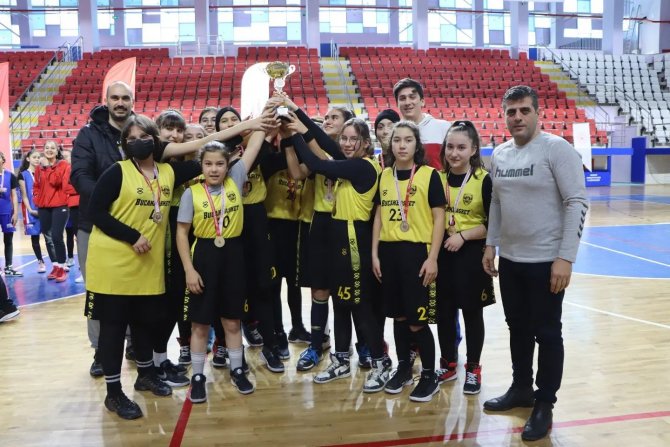 Basketbol Yerel Liglerinde Şampiyonlar Belli Oldu