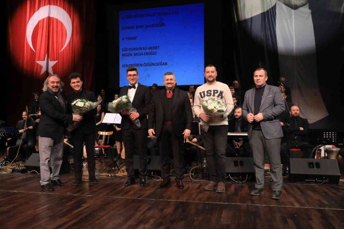Türkü Türkü Türkiye’m Konseri Sanatseverlerle Buluştu