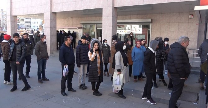Bingöl’de Maske Ve Mesafe Unutuldu, Vakalar 30 Kat Arttı