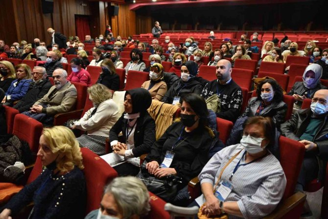 Kültür Akademisi’nde Sertifika Heyecanı