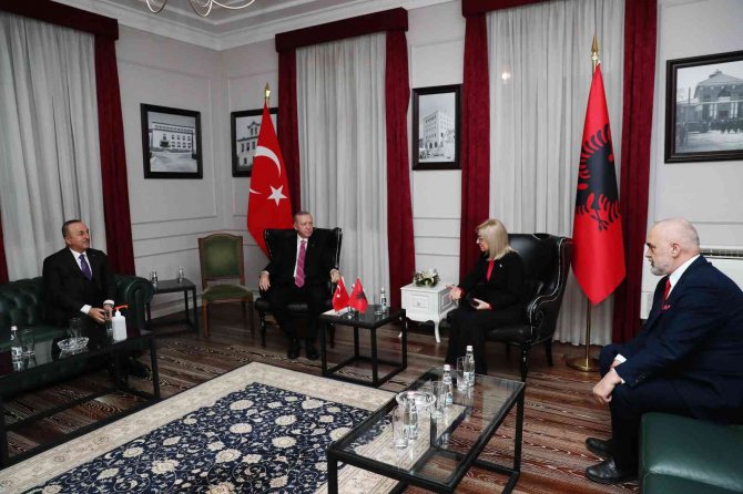 Cumhurbaşkanı Erdoğan: “Balkanlar’da Kalıcı Barış, Güven Ve İstikrar Ortamının Tesisi Türk Dış Politikasının Öncelikleri Arasında Yer Almaktadır”