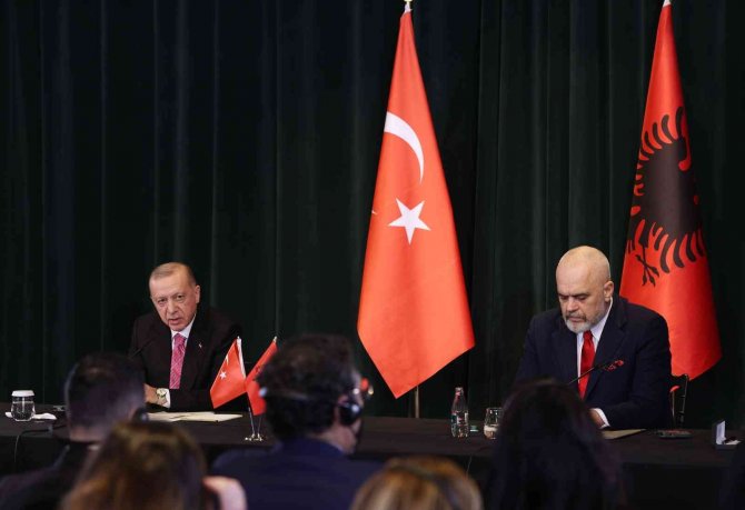 Cumhurbaşkanı Erdoğan: “Dost Ve Kardeş Ülke Arnavutluk’ta Fetö’nün Halen Faaliyet Alanı Bulabilmesi Evlatlarını Şehit Veren Milletimizi Derinden Yaralamaktadır”