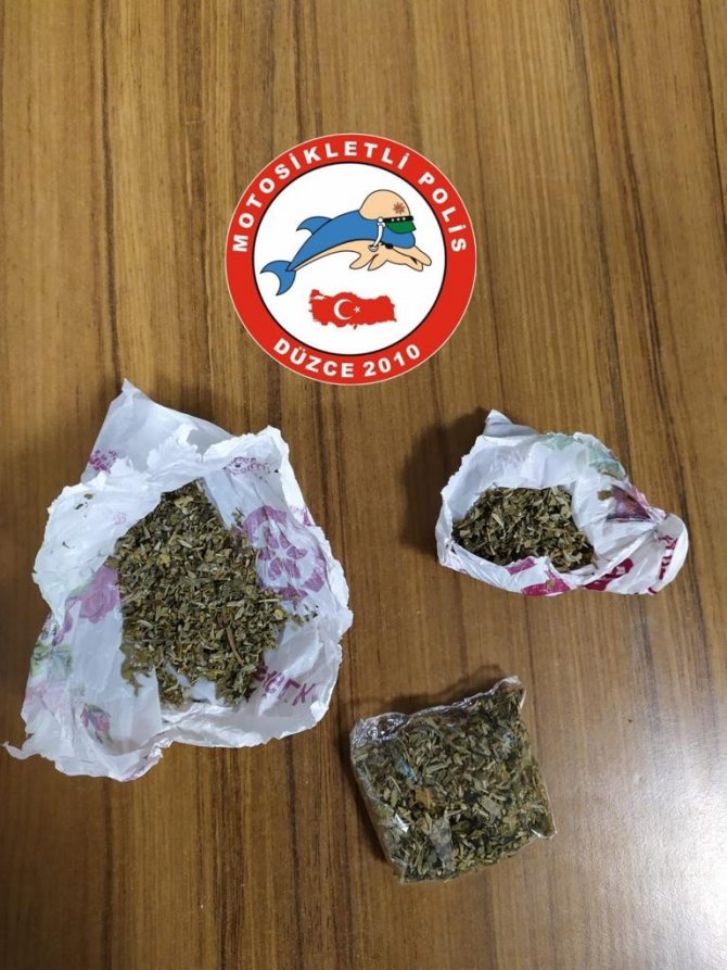 Şehir Merkezinde Polisten Şok Uygulama