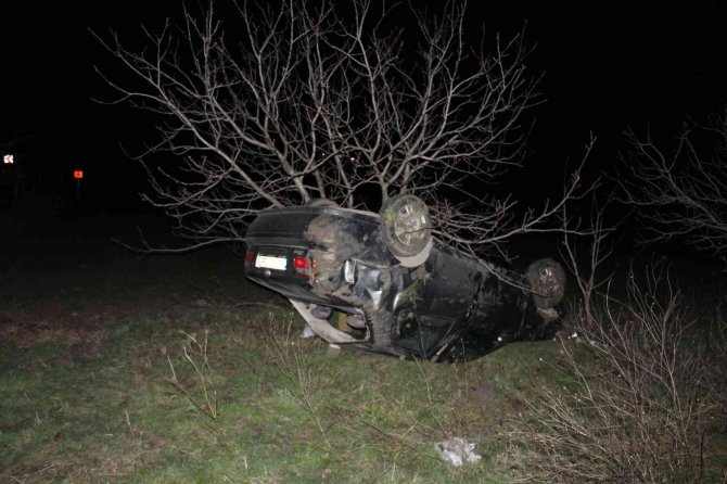 Edirne‘de Otomobil Şarampole Uçtu