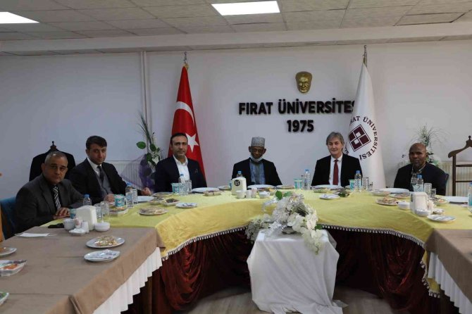 Fırat Üniversitesi Nijerya Heyeti İle Bir Araya Geldi