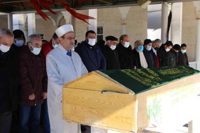 Elazığspor’un Kurucularından İ̇hsan Uğur Son Yolculuğuna Uğurlandı