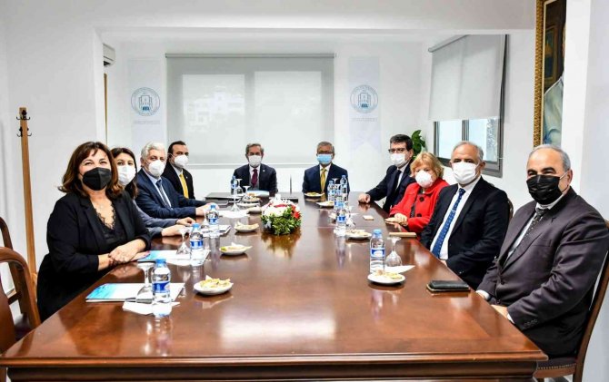 Girne Üniversitesi Ve Ankara Üniversitesi Bilimsel İş Birliği Protokolü İmzaladı