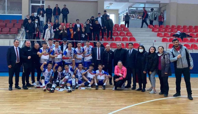 Hürriyet Mtal Türkiye Yarı Finallerinde