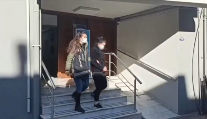 İ̇kinci El Cep Telefonlarını Sahte Parayla Satın Alan Şebekeye Operasyon