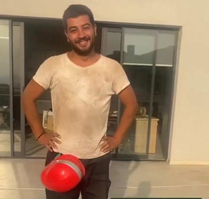 Asya’dan Yangında Hayatını Kaybeden Sahibine Acı Veda