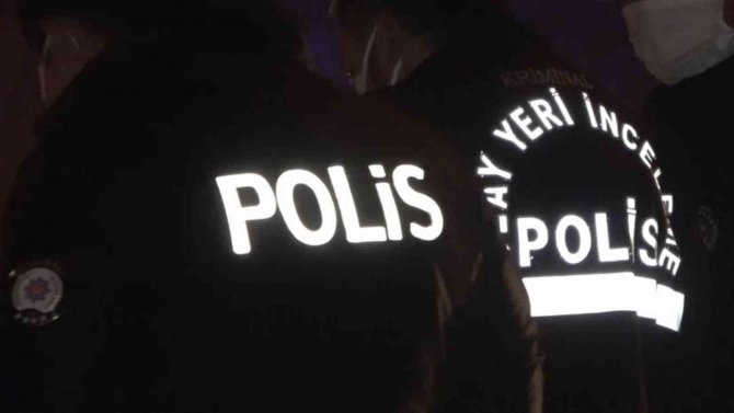 İ̇ki Gündür Haber Alınamıyordu, Evinde Ölü Bulundu
