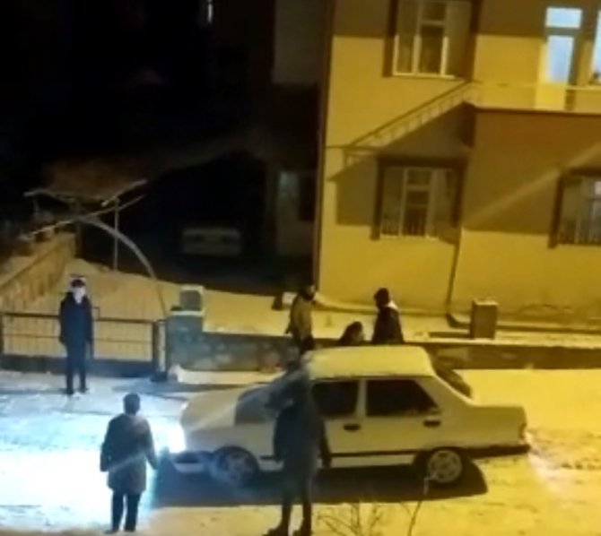 Araçların Buzla İmtihanı