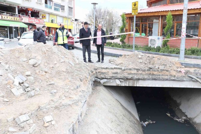 Saruhanlı’da Taşkınlar Sona Eriyor