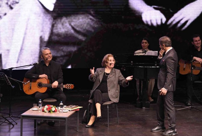 Nazım Hikmet, Muratpaşa’da Anıldı