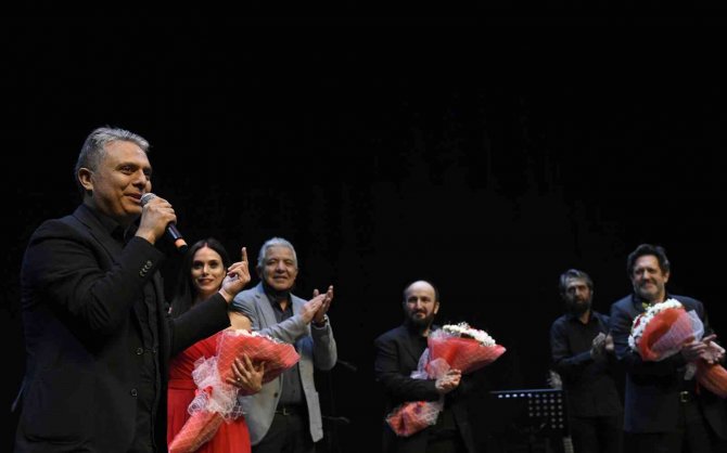 Nazım Hikmet, Muratpaşa’da Anıldı