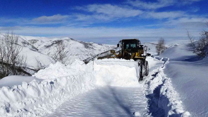 Muş’ta Kar Kaplanları 11 Bin 500 Kilometre Karla Mücadele Yaptı