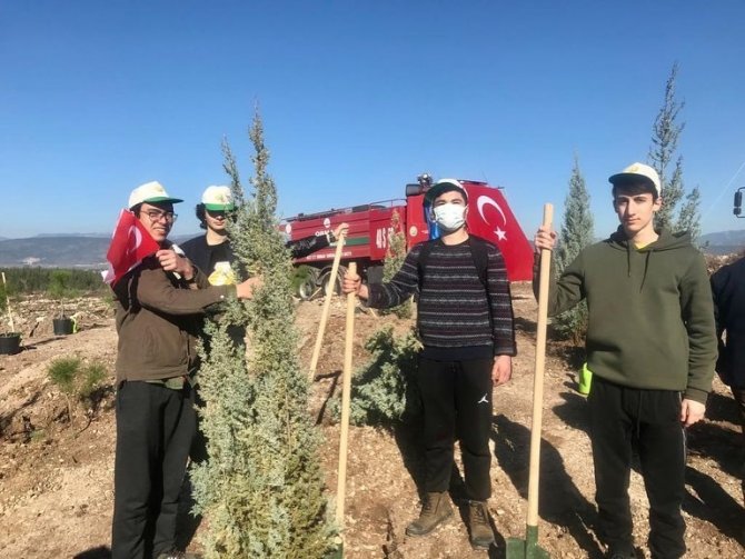 My Kolej Öğrencileri Fidan Dikim Etkinliğine Katıldı