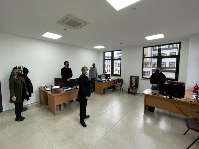 Yi̇kob, Yeni Binada