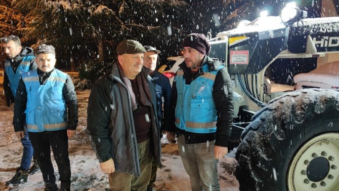Ünye’de Karla Mücadele Sürüyor