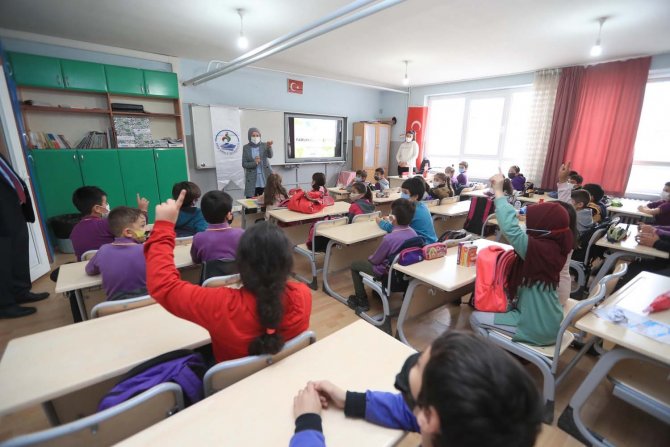 Pamukkale’de Miniklere Çevre Bilinci Aşılanıyor