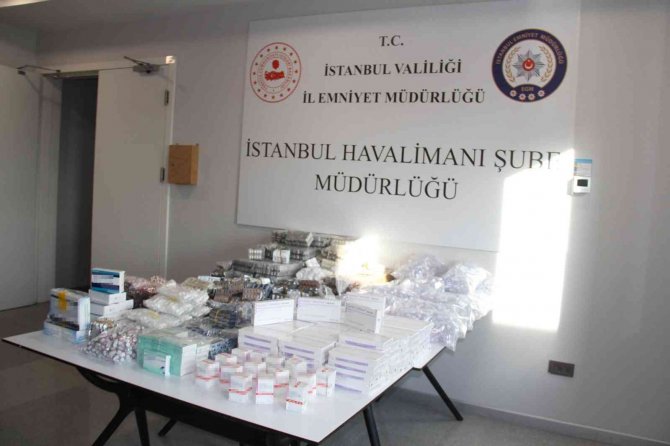 İ̇stanbul Havalimanı’nda 15 Milyon Tl’lik Kaçak İlaç Operasyonu
