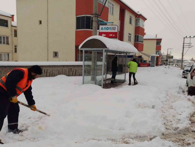 Safranbolu Belediyesi Buzlanmaya Karşı Çalışmalarını Sürdürüyor
