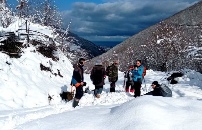 Alaçam Doğa Sporları Kulübü’nün Kar Mesaisi