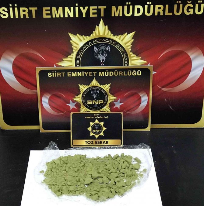 Siirt’te Aracın Hava Filtresinde Uyuşturucu Madde Ele Geçirildi