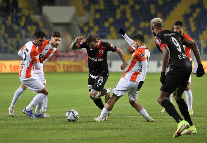 Spor Toto 1. Lig: Gençlerbirliği: 0 - Adanaspor: 3