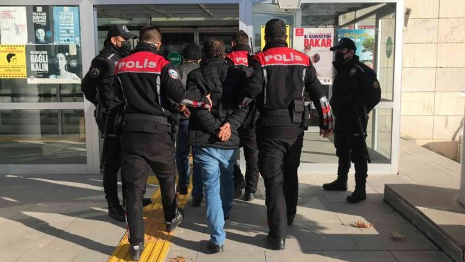 18 Yıllık Cinayetin Yasak Aşk Nedeni İle İşlendiği İddia Edildi