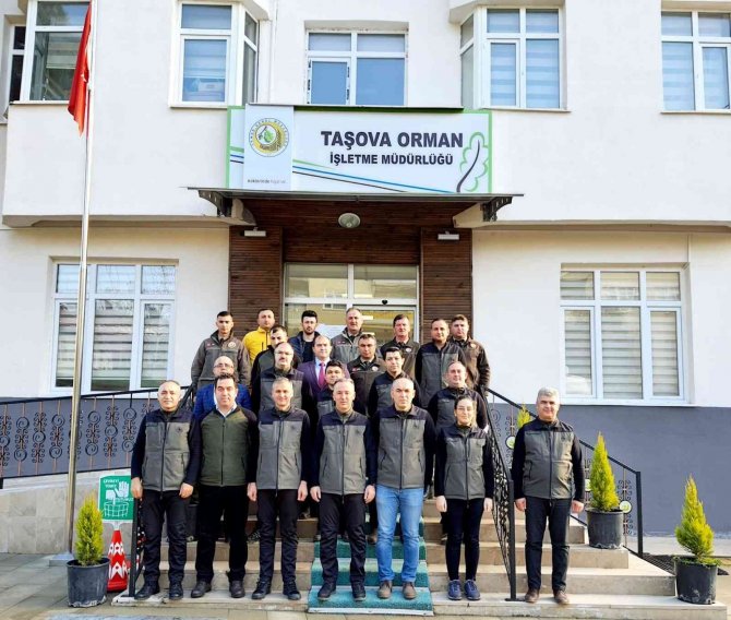 Oflu: "Emeksiz Değer, Değersiz Emek Olmaz"