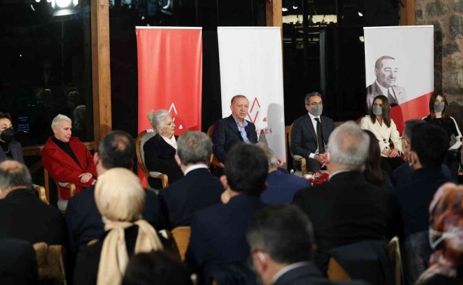 Cumhurbaşkanı Erdoğan: “Milletimizin Paraları Bunların Cebine Girmeyecek”