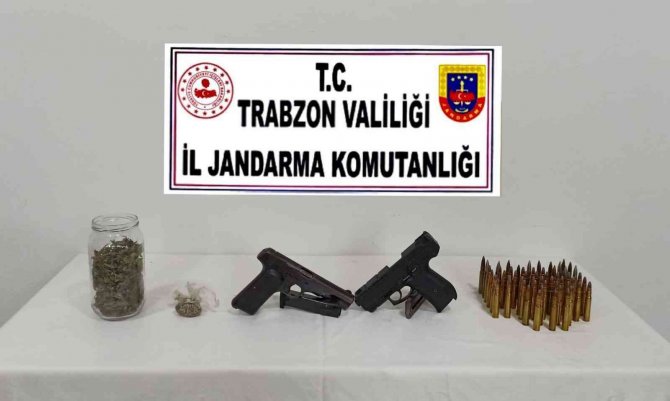 Jandarmadan İki Noktada Uyuşturucu Operasyonu: 2 Gözaltı