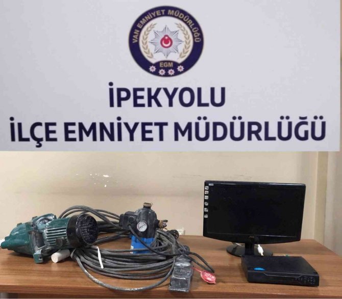 Van’da Çalınan 20 Bin Tl Değerindeki Yer Altı Çöp Konteyneri Bulundu