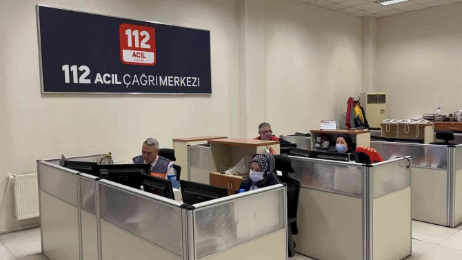 Isparta’da 112 Acil Çağrı Merkezi, 2021 Yılında 298 Bin 644 Kez Gereksiz Meşgul Edildi