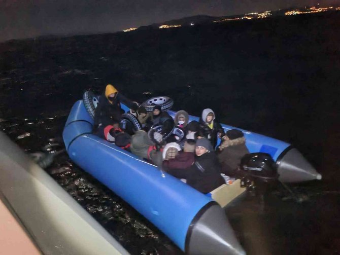 Göçmenleri Denizin Ortasına Bıraktılar