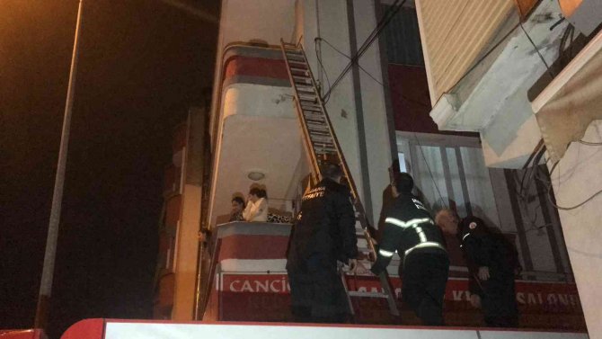 Haber Alınamayan Kız Çocuğu Soba Başında Uyurken Bulundu