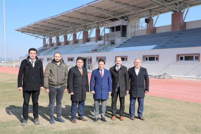 Vali Çiçek: “Bahar Aylarıyla Birlikte Afyonkarahisar’da Atletizm Müsabakaları Yapılacak”