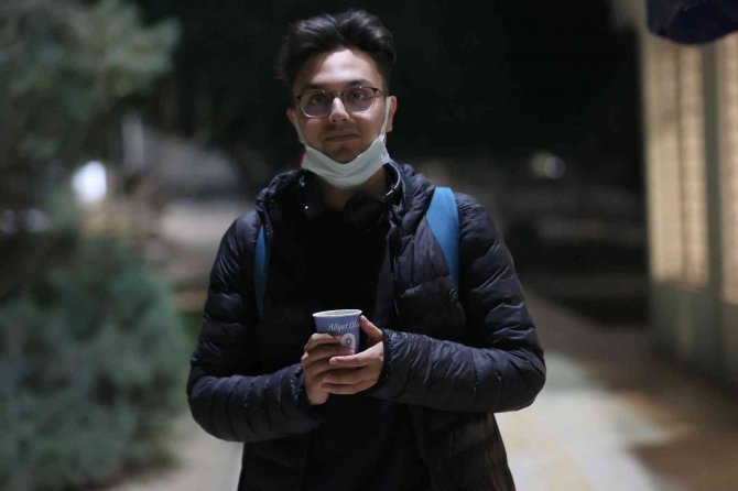 Final Sınavlarına Hazırlanan Üniversite Öğrencilerinin Çorbası Büyükşehir’den