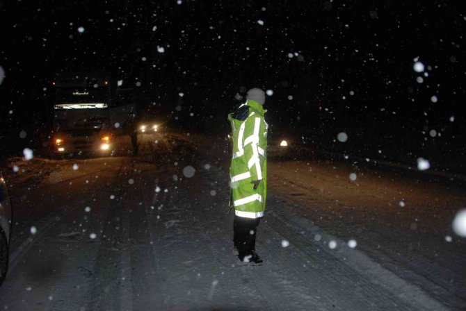 Antalya-konya Karayolu Trafiğe Kapandı