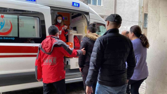Eline Aldığı Bıçakla Polislere Zor Anlar Yaşattı