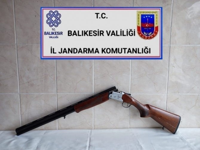 Balıkesir’de Jandarmadan 30 Uyuşturucu Şüphelisine Operasyon