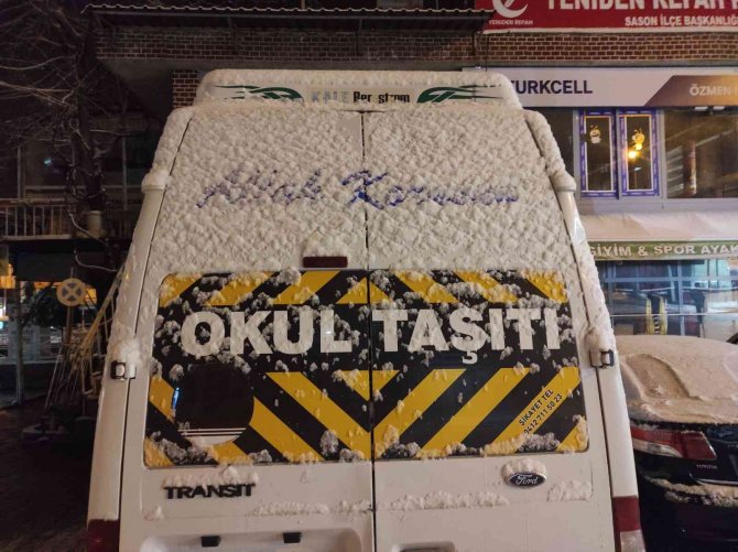 Sason’da Okullar Kar Yağışı Nedeniyle 1 Gün Tatil Edildi