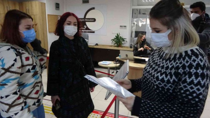 Chp’li Belediyenin Ulaşım Zammını Öğrenciler Protesto Etti